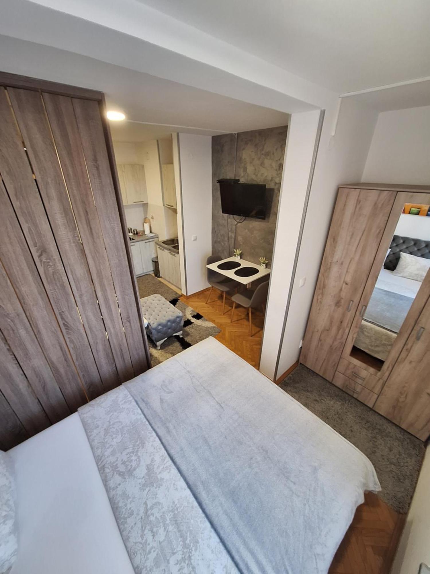 Dado Apartman Apartment Kraljevo Exterior foto